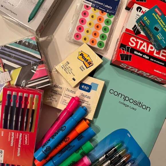Office Supplies‎ (Mixed Lot - New!) Pens, Binder Clips, Notebook, More! - Picture 7 of 14